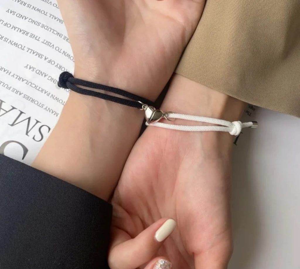 Magnetiskt Pararmband – Kärlek på Distans