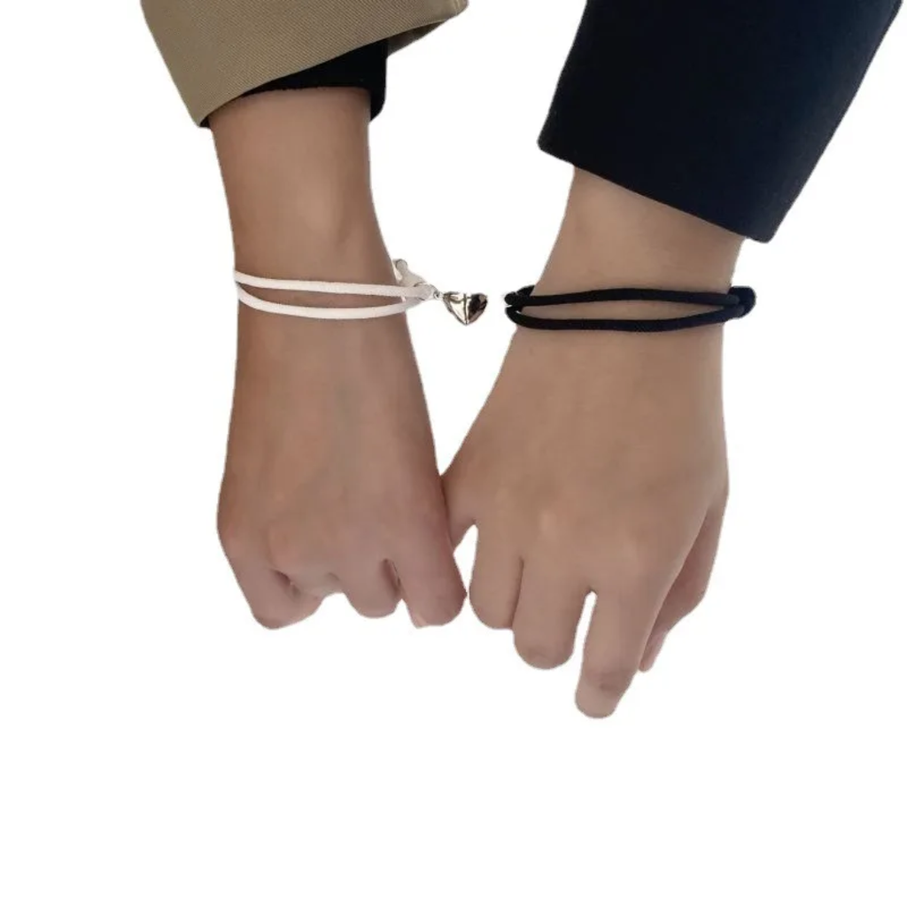 Magnetiskt Pararmband – Kärlek på Distans